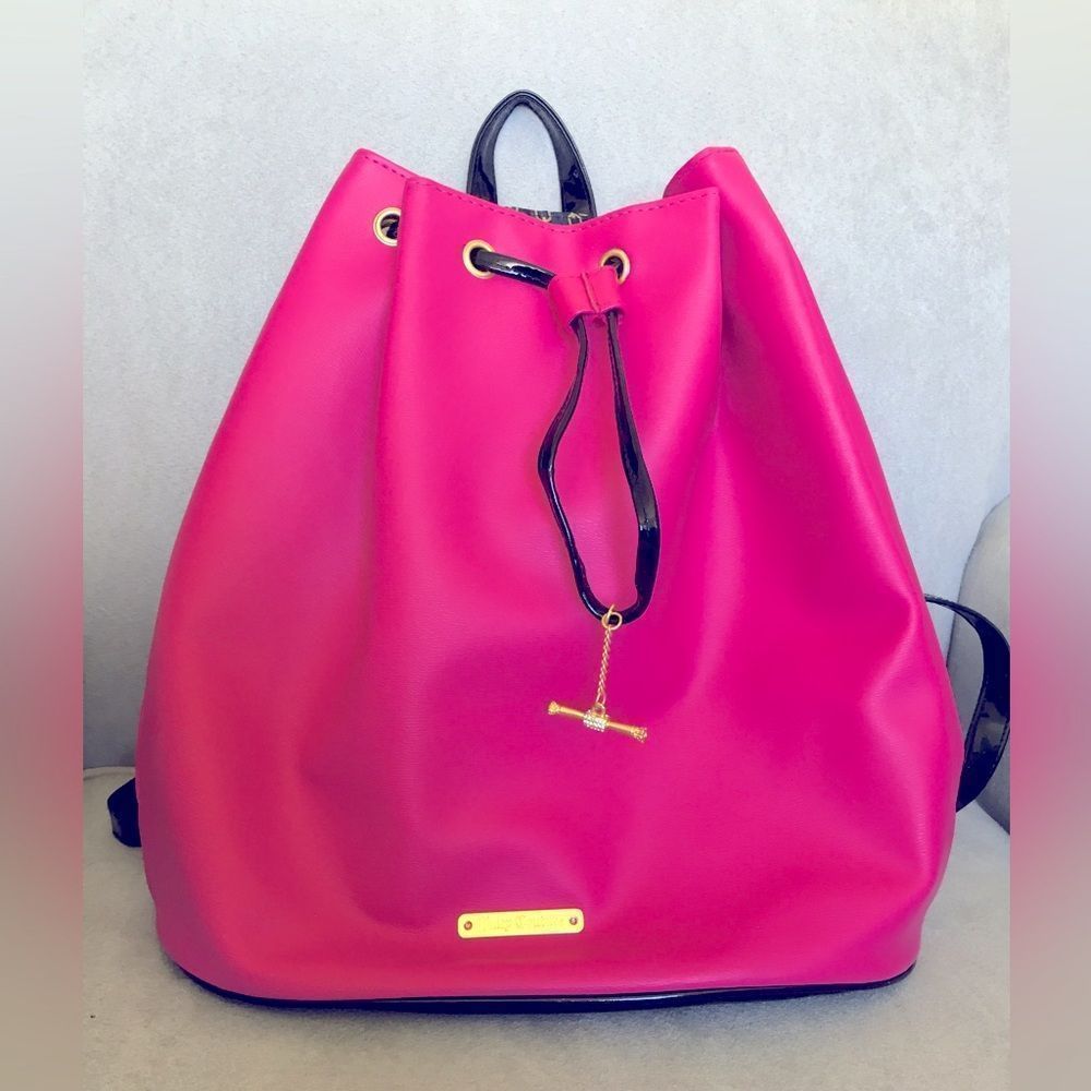 🎉HP🎉 Juicy Couture Pink Backpack